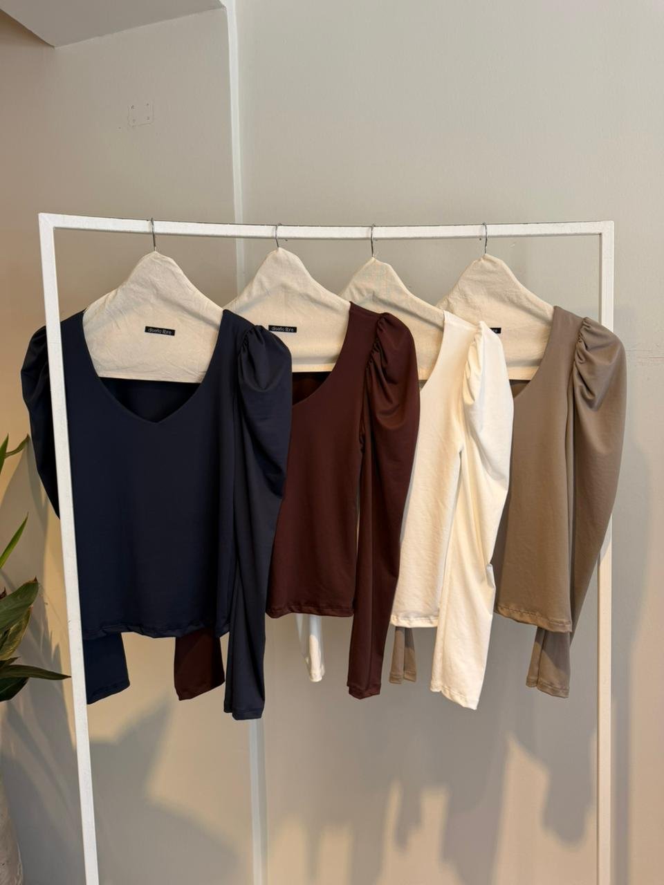 remera fiona beige 