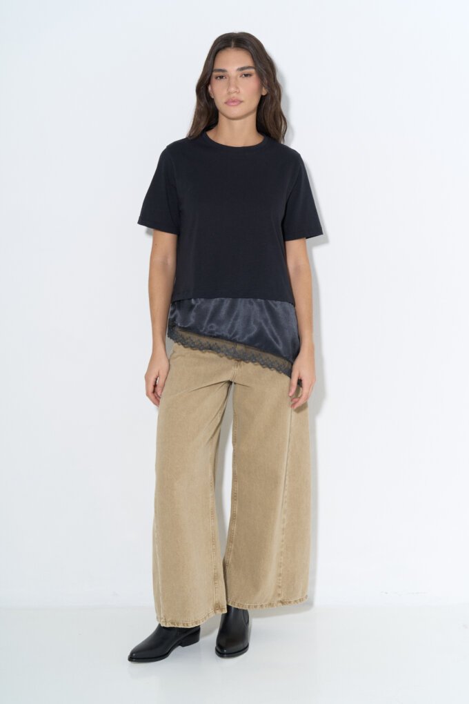 REMERA PHILLIPO NEGRO 